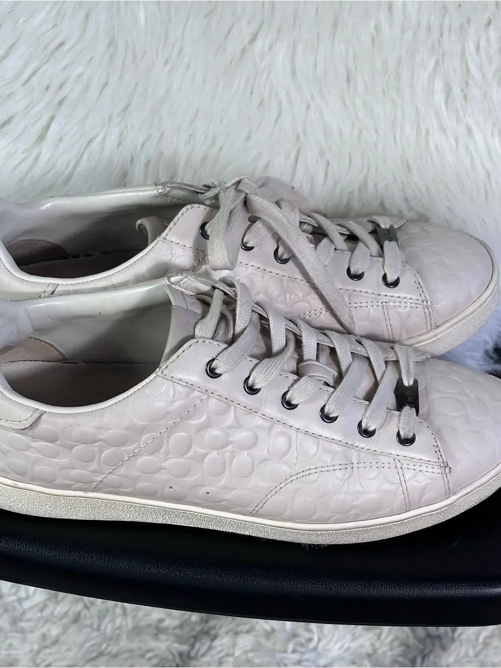 Coach Women's cream leather Signature Embossed Sneakers